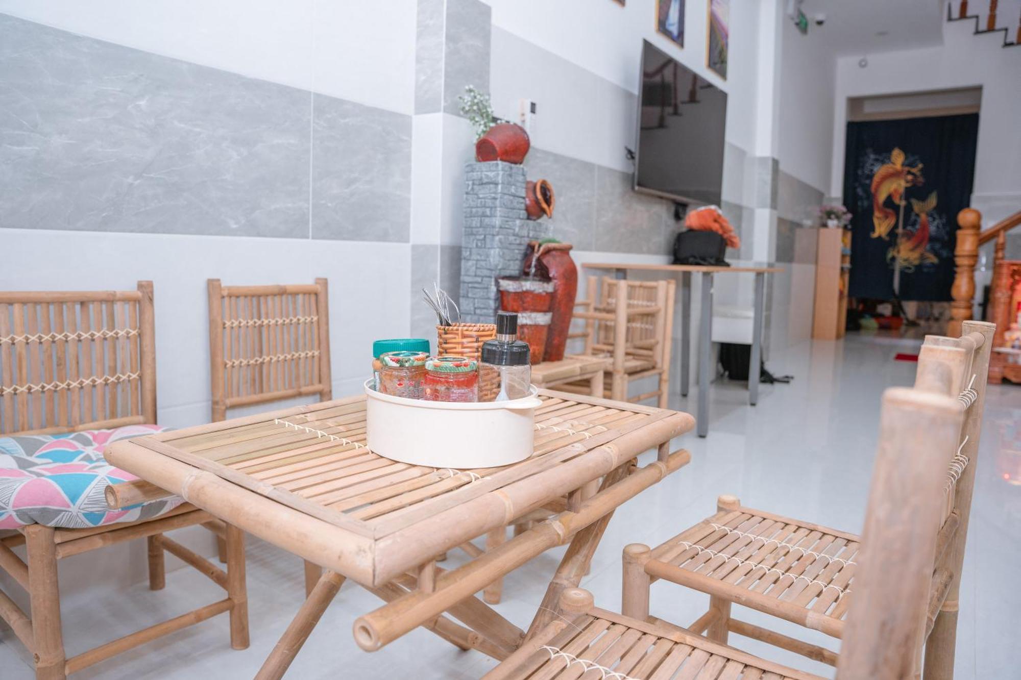 Aloha Saigon Premium Hostel By Local Travel Experts - Newly Opened, Less-Touristy Location, Spacious Rooms, Glass Shower Bathroom, Free Breakfast & Walking Tour Ciudad Ho Chi Minh  Exterior foto