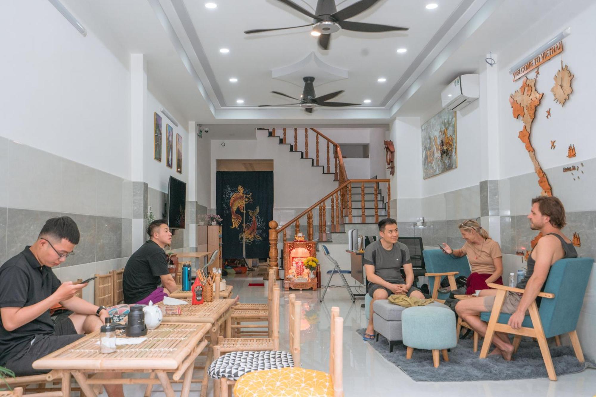 Aloha Saigon Premium Hostel By Local Travel Experts - Newly Opened, Less-Touristy Location, Spacious Rooms, Glass Shower Bathroom, Free Breakfast & Walking Tour Ciudad Ho Chi Minh  Exterior foto
