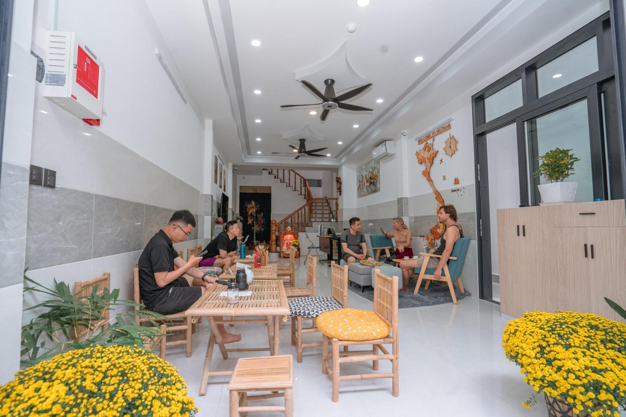 Aloha Saigon Premium Hostel By Local Travel Experts - Newly Opened, Less-Touristy Location, Spacious Rooms, Glass Shower Bathroom, Free Breakfast & Walking Tour Ciudad Ho Chi Minh  Exterior foto